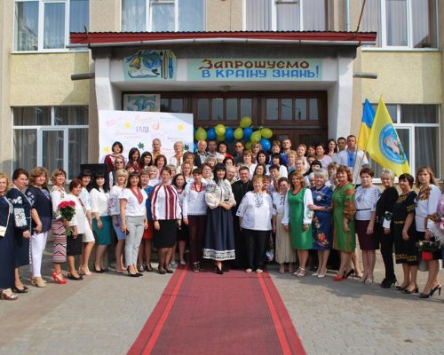 5 горизонтальних фото в блок цікаві факти з життя школи_ №6 293095866_493175739277178_6378627487748226847_n - Veronika Senko